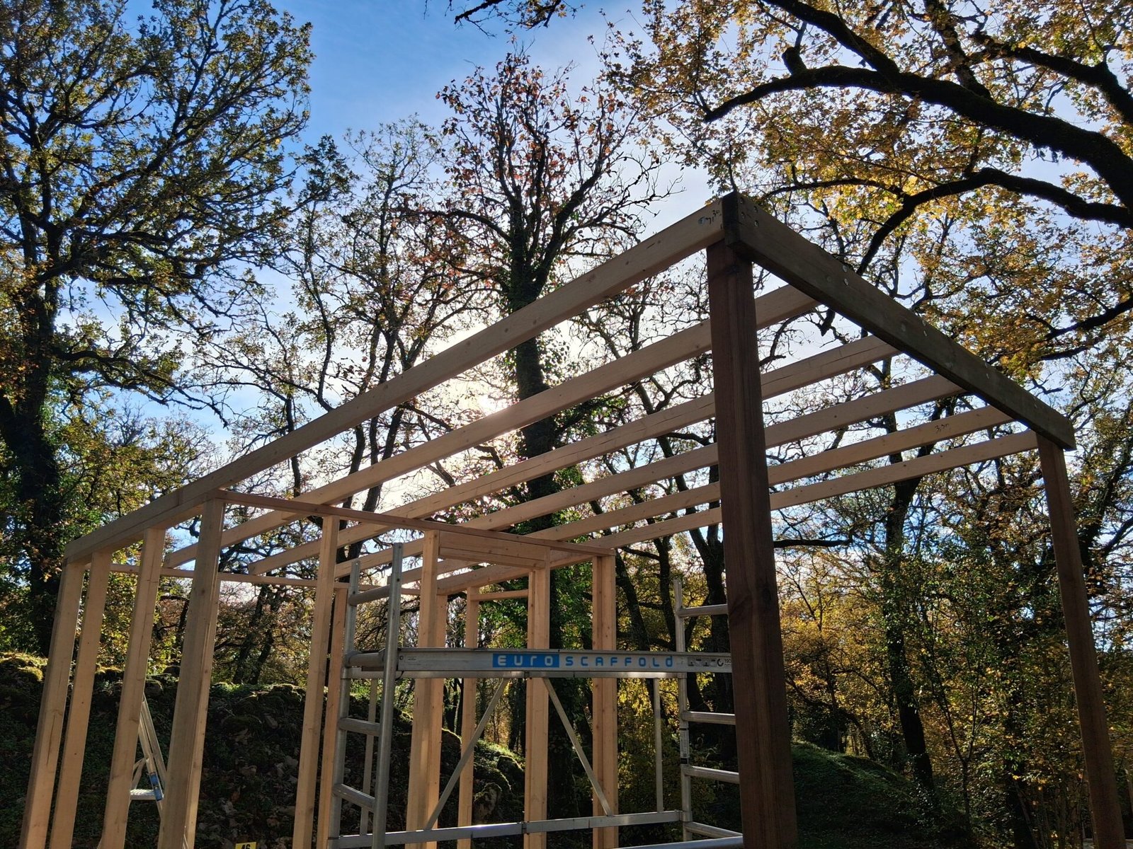 Sanitaire individuel pour camping en construction, création d’un bloc sanitaire privatif pour hébergement de plein air